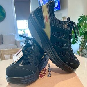 Brand new MBT SPORT 2